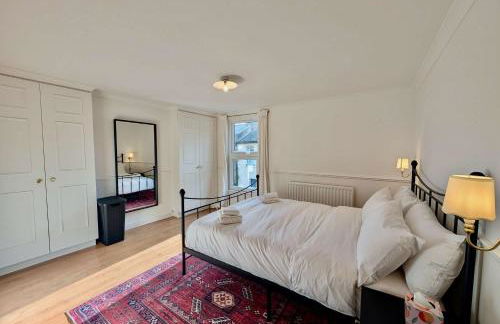 Stunning House With Private Backyard - Foto 12