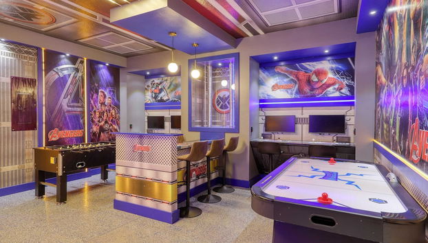 Ever After by Avantstay Pop Culture Design, Pool - Foto 2, Interior