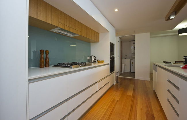 Maggies Beachfront Apt. 7 - Photo 6