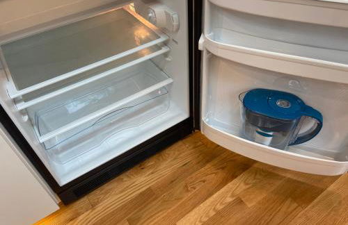 Airstream w Bathtub, River, & Hot Tub - Foto 42