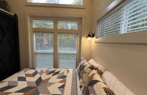 2 Homes Mentone Getaway - Riverfront & Near Parks - Foto 10