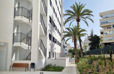 TOPLAGE Marbella Neubau Luxus-Apartment, Strand und Altstadt in Minuten zu Fuss - Photo 36