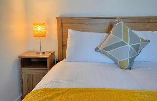 16 Vincent House - Photo 1