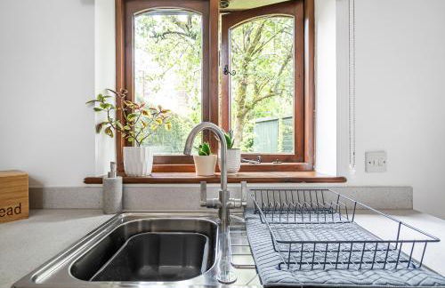 Chapel Cottage - Photo 17