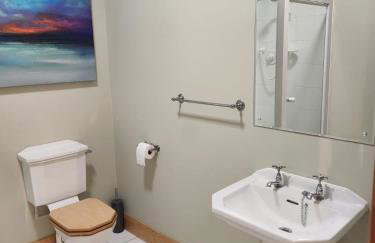 Recently refurbished former art studio - Foto 17