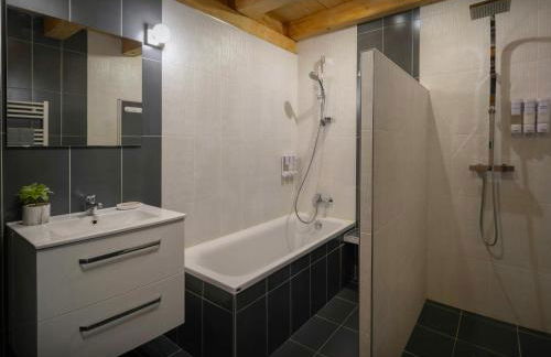 Chalet Wanderlust - OVO Network - Foto 14