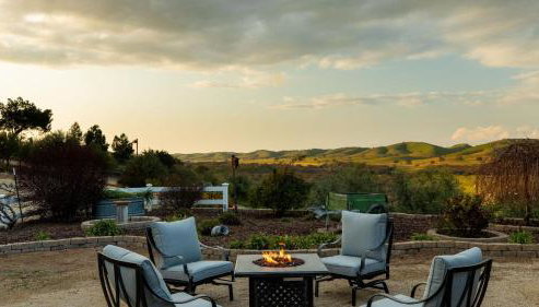 4.5 Acre Secluded Ranch w Panoramic Views • Fire Pit Olive Ranch by AvantStay - Foto 4, Other