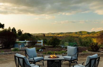 4.5 Acre Secluded Ranch w Panoramic Views • Fire Pit Olive Ranch by AvantStay - Foto 4