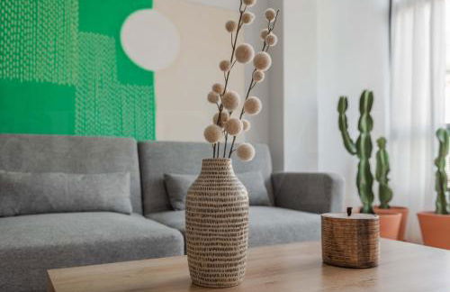 Peaceful & bright apartment with patio - Center - Foto 14