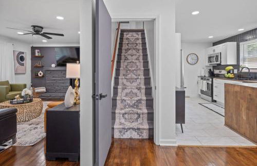 Luxury 5BR Cincinnati, Sleeps 12, Crib, Home Gym, Fenced Backyard - Foto 64