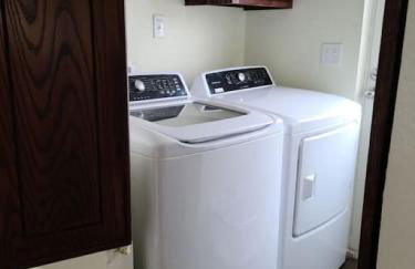 The Villa - Amazingly Comfortable King Beds - Foto 5