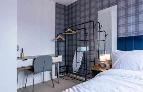 Comfortable 3-Bedroom House with Private Driveway in Bedford - Foto 9