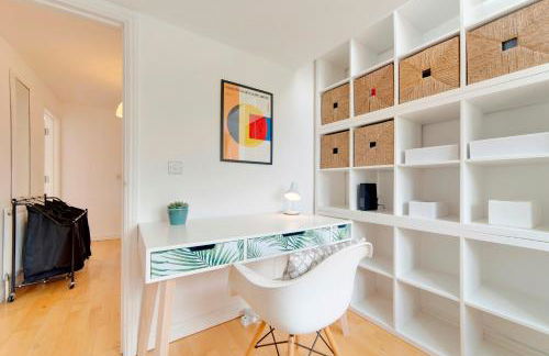 Pass the Keys 49 Byron Square Modern and Spacious 3 Bed Home with Free Parking - Foto 35