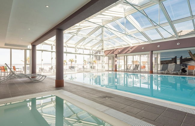 Seafront Apartment Near a Beach - Foto 5