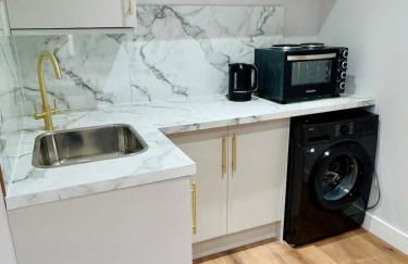 Easy Airport Access - Heathrow Stay - Foto 3