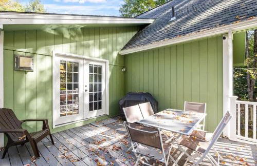 Cozy Mountain Retreat Fireplace Deck Near Lakes - Foto 6