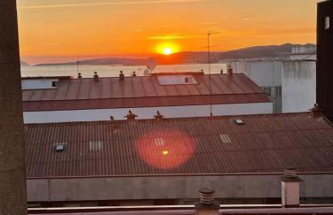 Estudio céntrico con garaje y vistas al mar. - Foto 17