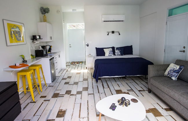 The Beach Pad - Photo 8