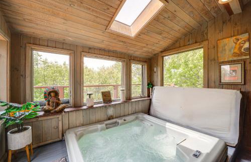 Close to Trails! Seven Devils Retreat with Hot Tub - Foto 3