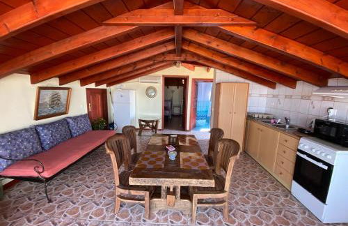 Blue Horizon Apt - Big Terrace Overlooking the Sea - Foto 6