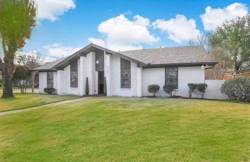 5 STAR House - Chic Mid-Century Modern Luxury Home - Foto 49