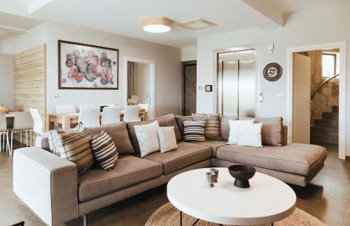 Orama Luxury Villa 4 Bedrooms with Private Pool - Foto 31