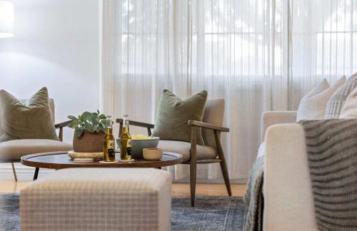 Shangri La Home - Boho Chic with Patio Pool & Grille - Foto 14