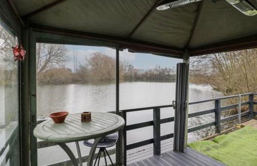 The Lakeside Yurt - Foto 15