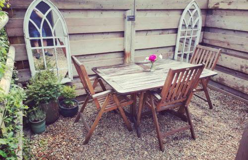 Peaceful country cottage in a rural location near Norfolk Broads 2 double bedroom - Foto 7