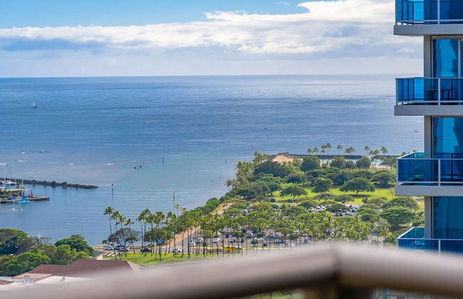 Sky Ala Moana 3001 2 Bedroom Condo by RedAwning - Foto 1