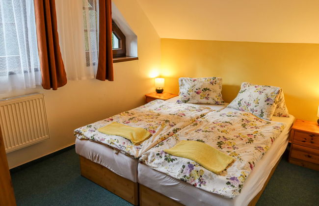 8 bedroom House in Harrachov with garden - Photo 24