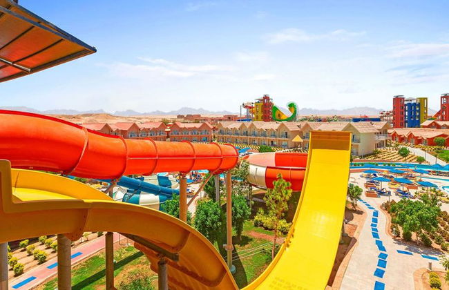 Aqua Park - Ticket with Transfers - Photo 3