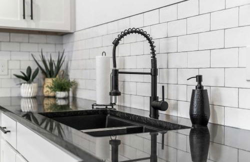 Luxury 2BR Basement Retreat Utah Lake Views - Foto 9