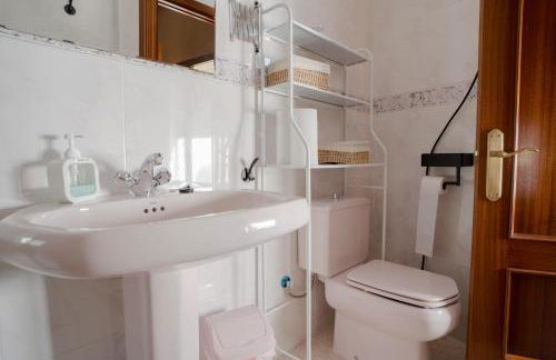 Casa Mox 5 habitaciones con calefacción y parking en la Sierra de las Nieves - Foto 22