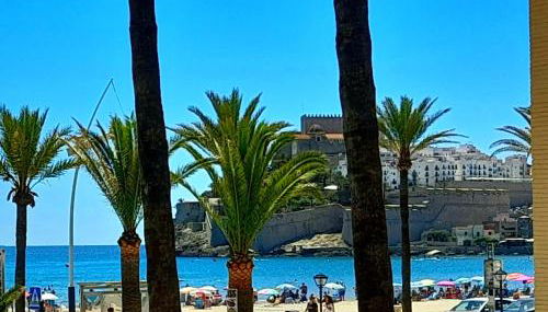 Primera línea, vistas al Castillo, Avda Papa Luna 10 - Photo 2