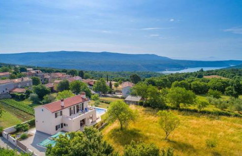 Gorgeous Home In Puntera With Wifi - Foto 1