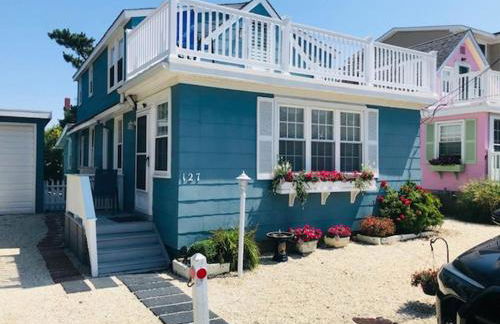 Ocean Block, Single Family, Ship Bottom, Beach Badges, Wifi, Private Yard, Ocean Side Home In Ship Bottom 66611 - Foto 1