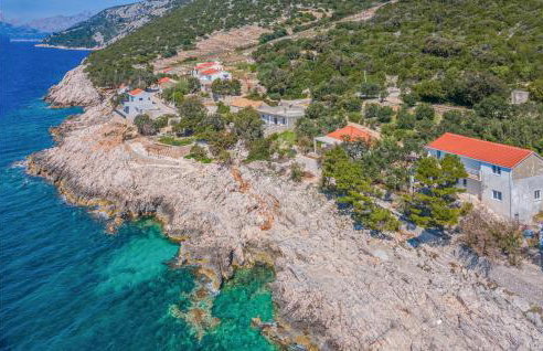 Awesome Home In Potomje With Wifi - Foto 1