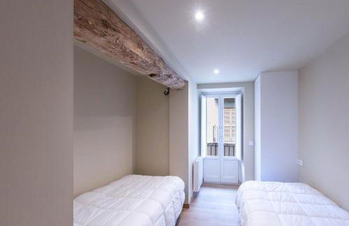 HERITAGE APARTMENTS CERDANYA al carrer Major i parking - Foto 38