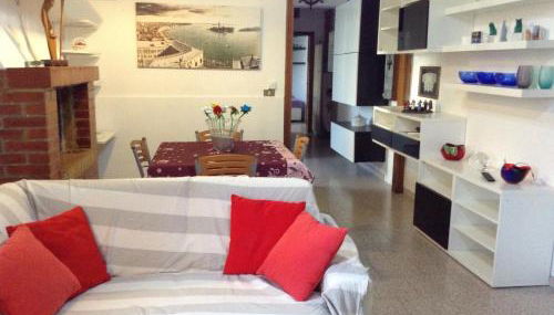 Laguna House - Photo 2