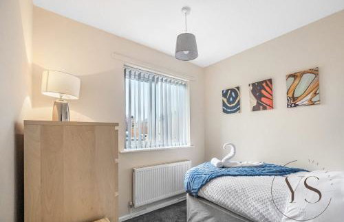 Group-Friendly 3BR Near Dudley + Parking - Foto 22