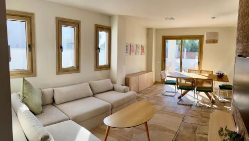 Casa Milivan Modern Family Villa with Private Pool - Photo 5