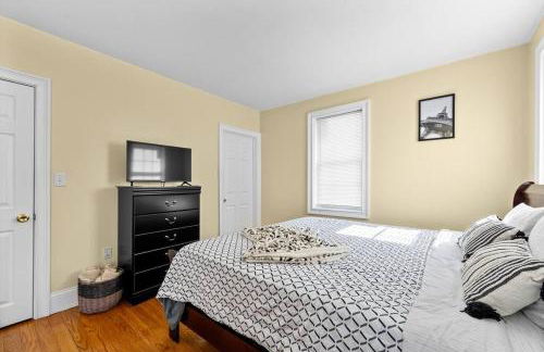 555-2 6BR Quincy - Spacious Apt near Perry Beach - Foto 11