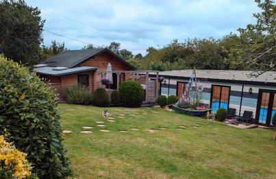 'Monktonmead Lodge' in secluded setting, with private indoor pool. - Photo 37