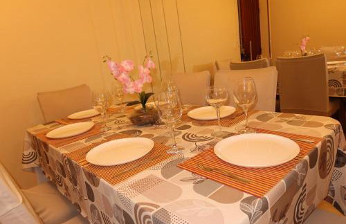 Lindo apartamento 50 metros da praia - Foto 25