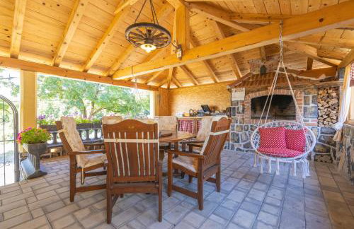 Old house Rustica with pool, jacuzzi and tavern - Valincic - Foto 59