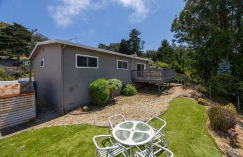 Entire Oceanview Coastal Retreat in Pacifica - Photo 9