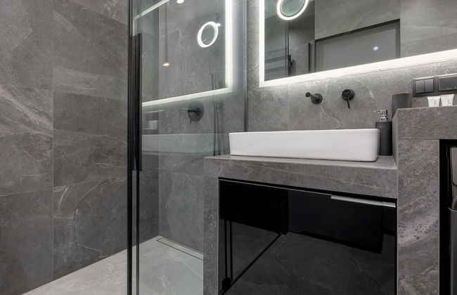 Apartment Overlooking the River, Pool, Dziwnow - Photo 11