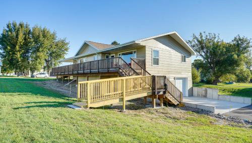 Deck and Fenced Yard Pet-Friendly McClusky Home! - Foto 3