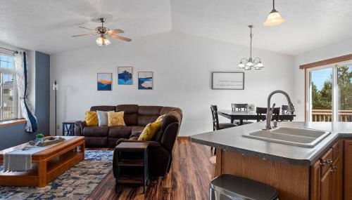 Stylish 5 BR- LG Fenced Backyard and Playground - Foto 5